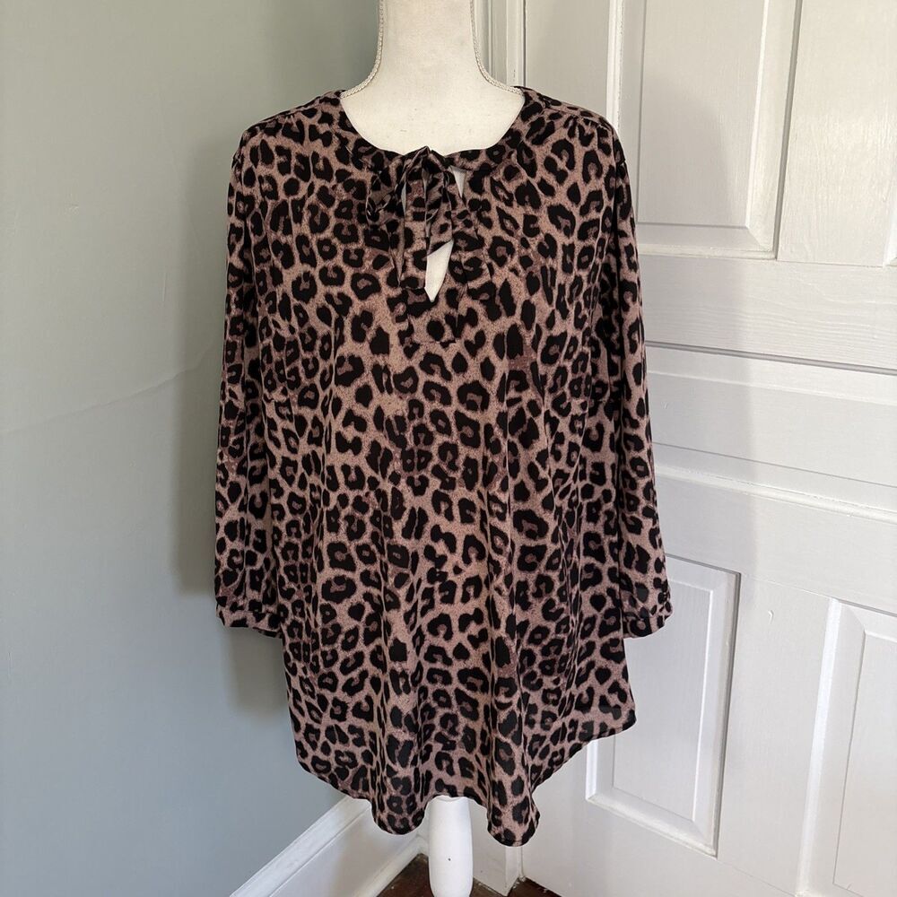 Torrid Size 4 Georgette V-Neck Tie Front Leopard Print Blouse 3/4 Sleeve‎ Top
